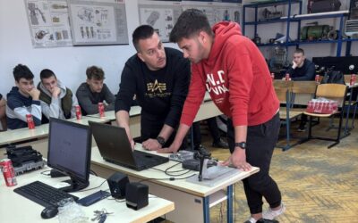 Bivši učenik Alen Jozić gostujući predavač u školi